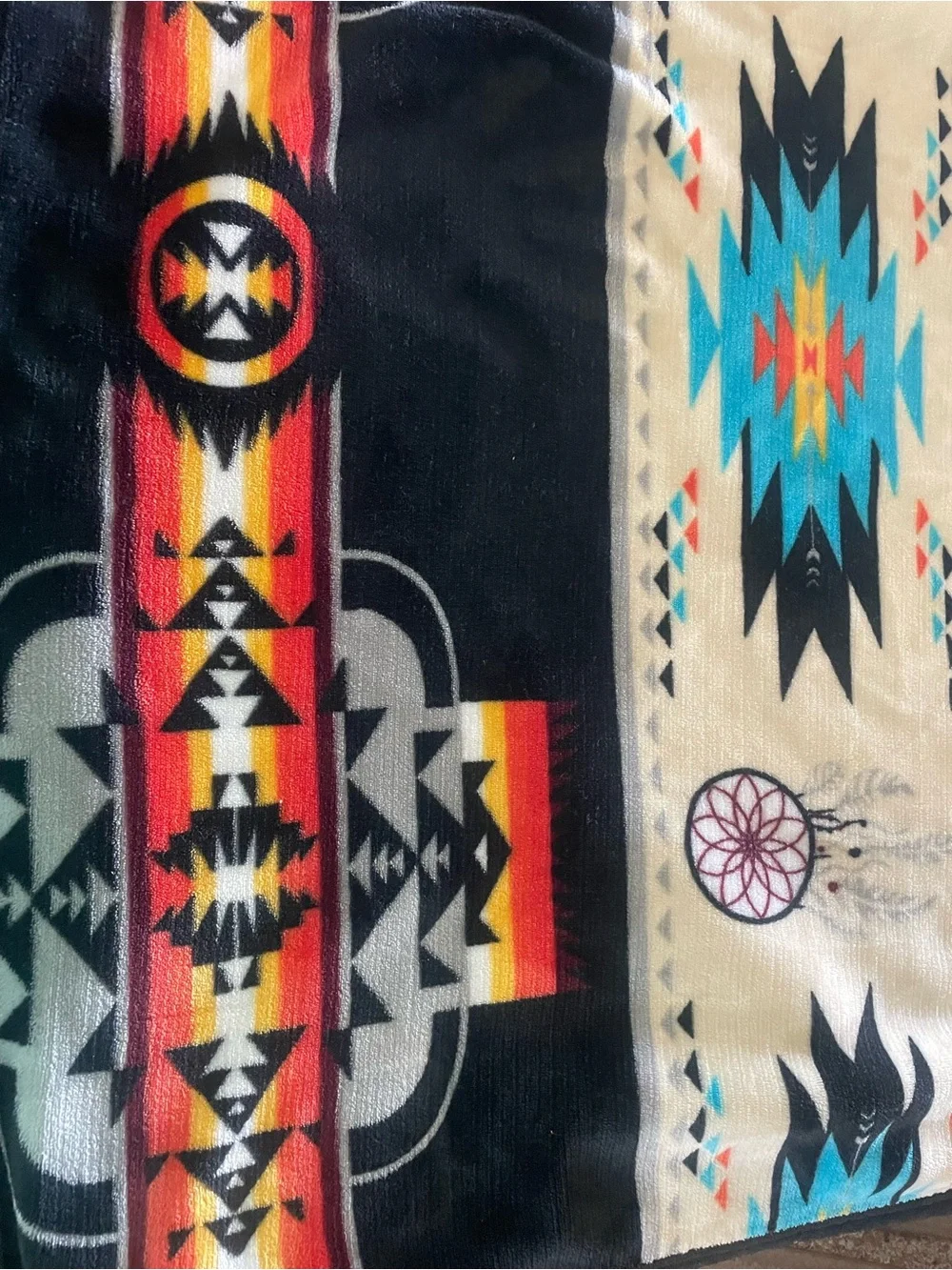 Southwestern Pattern Plush Throw Blanket in Black, Cream, Turquoise
